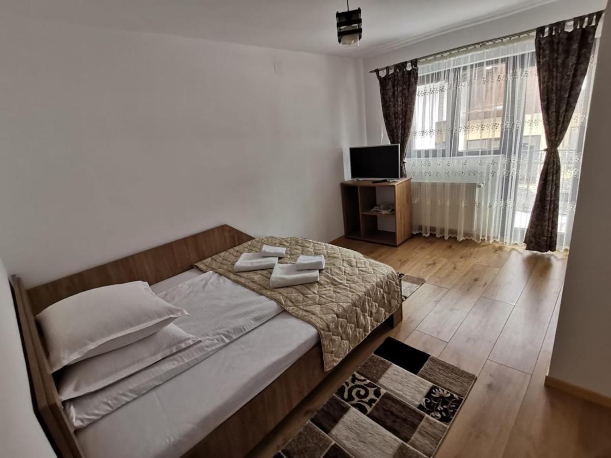 Casa Dana Olteanu Hotel Moeciu De Sus Bagian luar foto