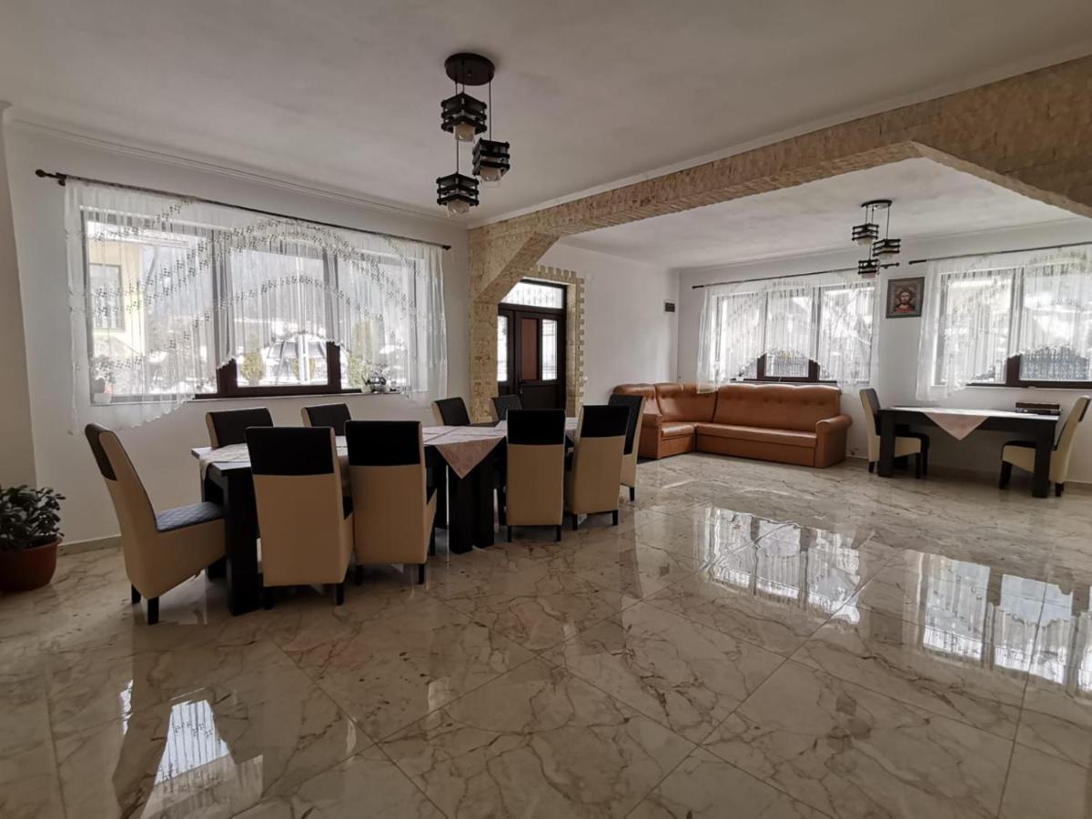 Casa Dana Olteanu Hotel Moeciu De Sus Bagian luar foto