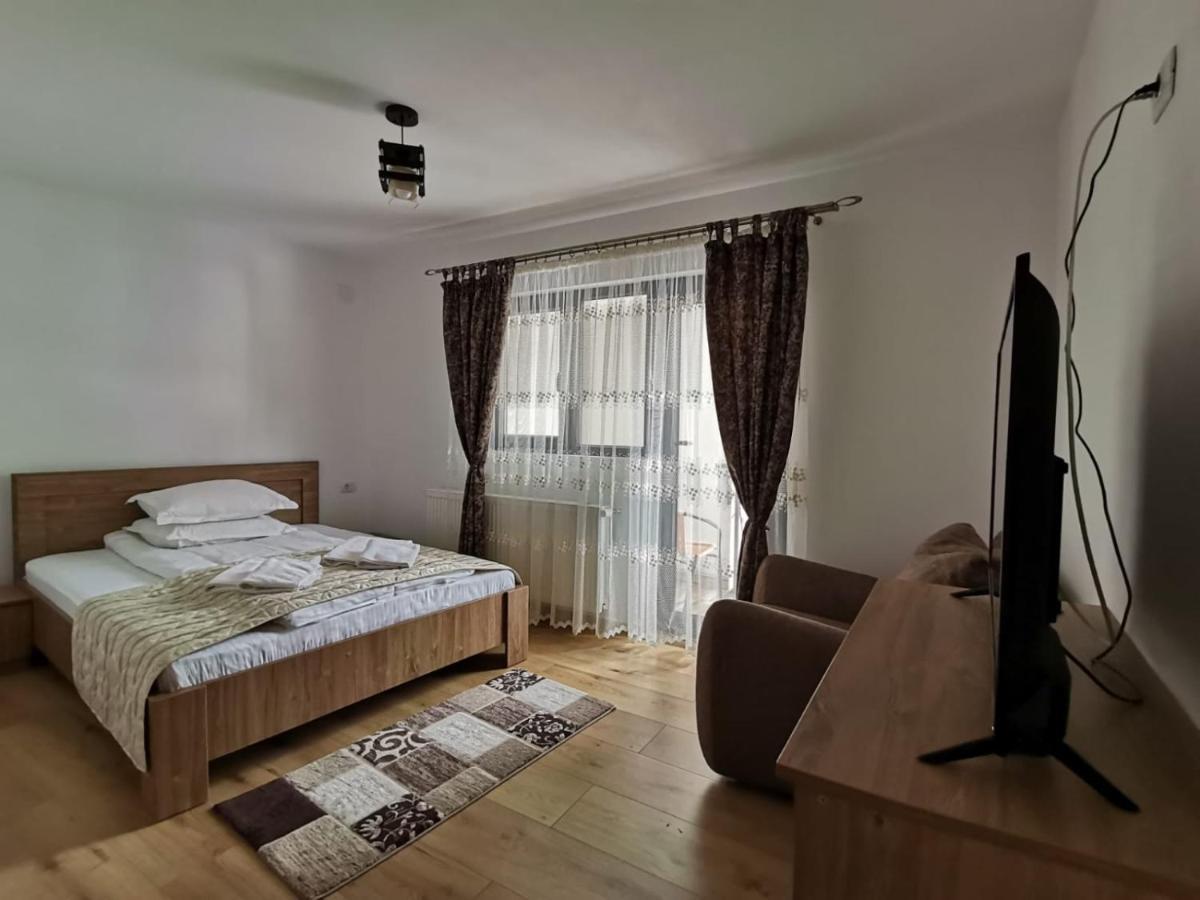 Casa Dana Olteanu Hotel Moeciu De Sus Bagian luar foto