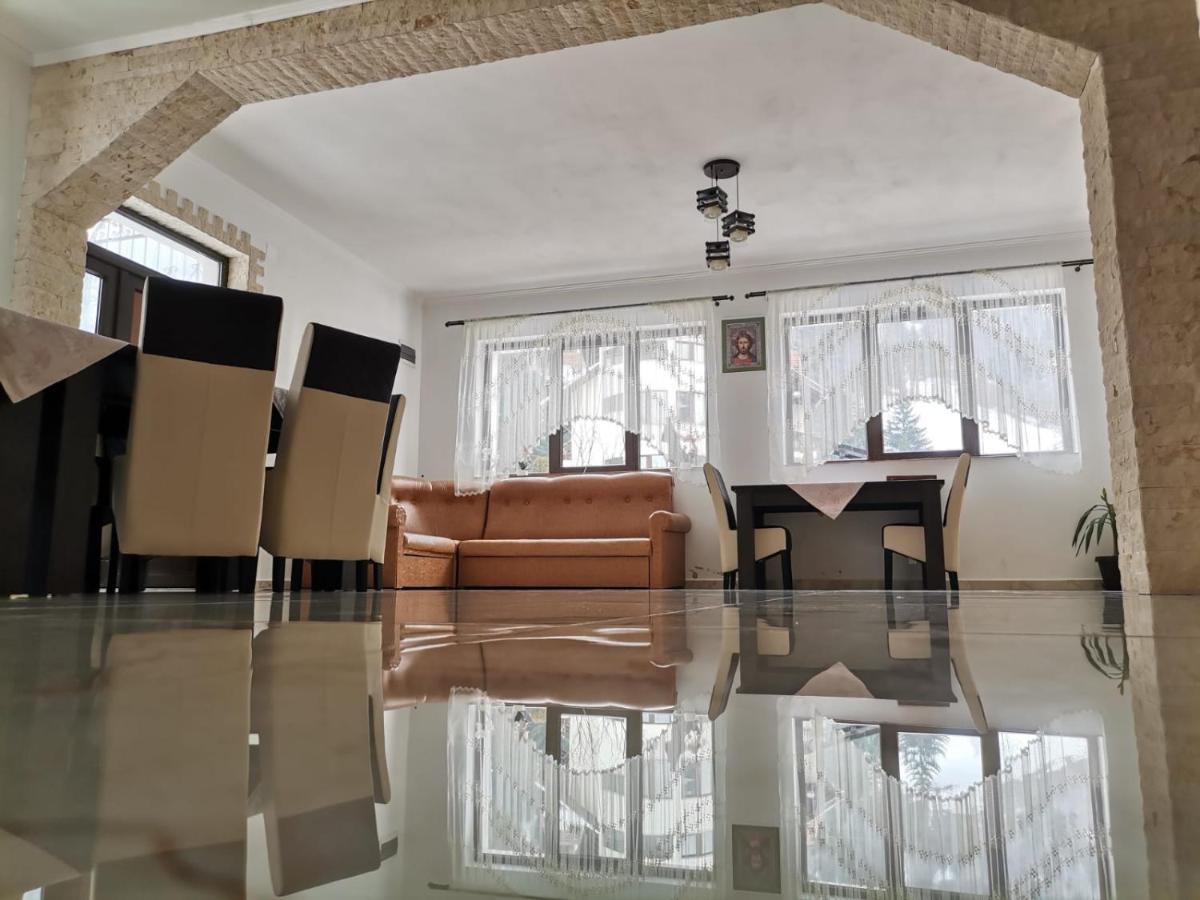 Casa Dana Olteanu Hotel Moeciu De Sus Bagian luar foto